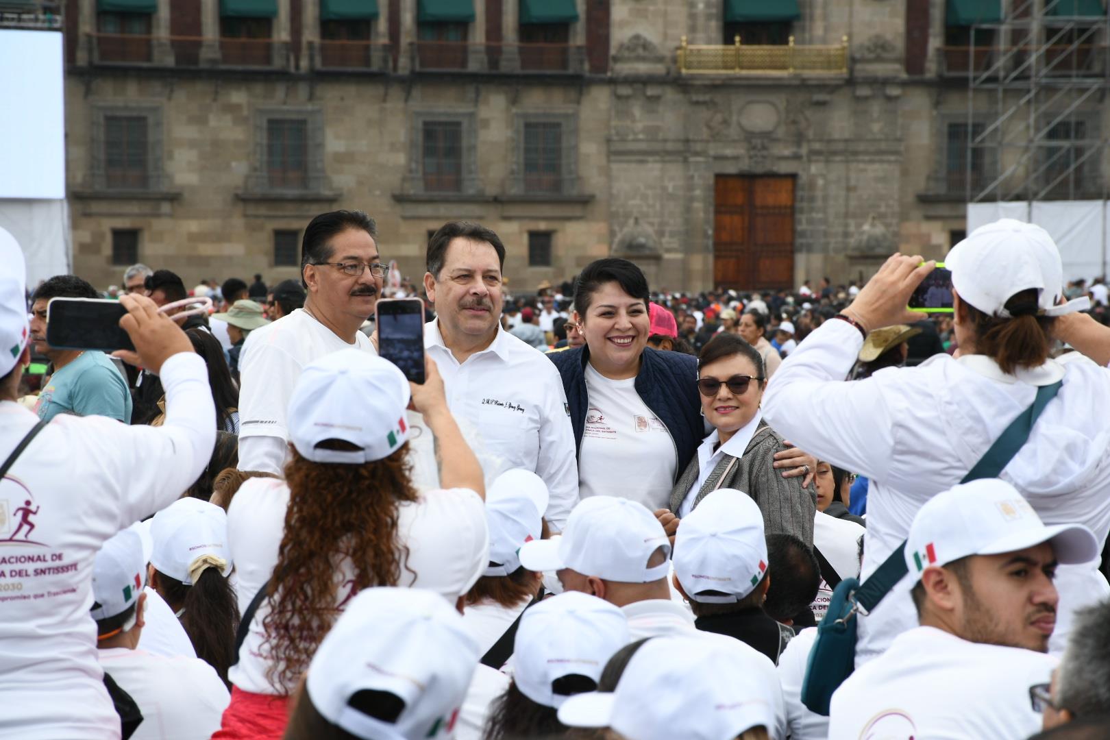 Asamblea informativa de la presidenta Claudia Sheinbaum Pardo en el Zócalo de la Ciudad de México 